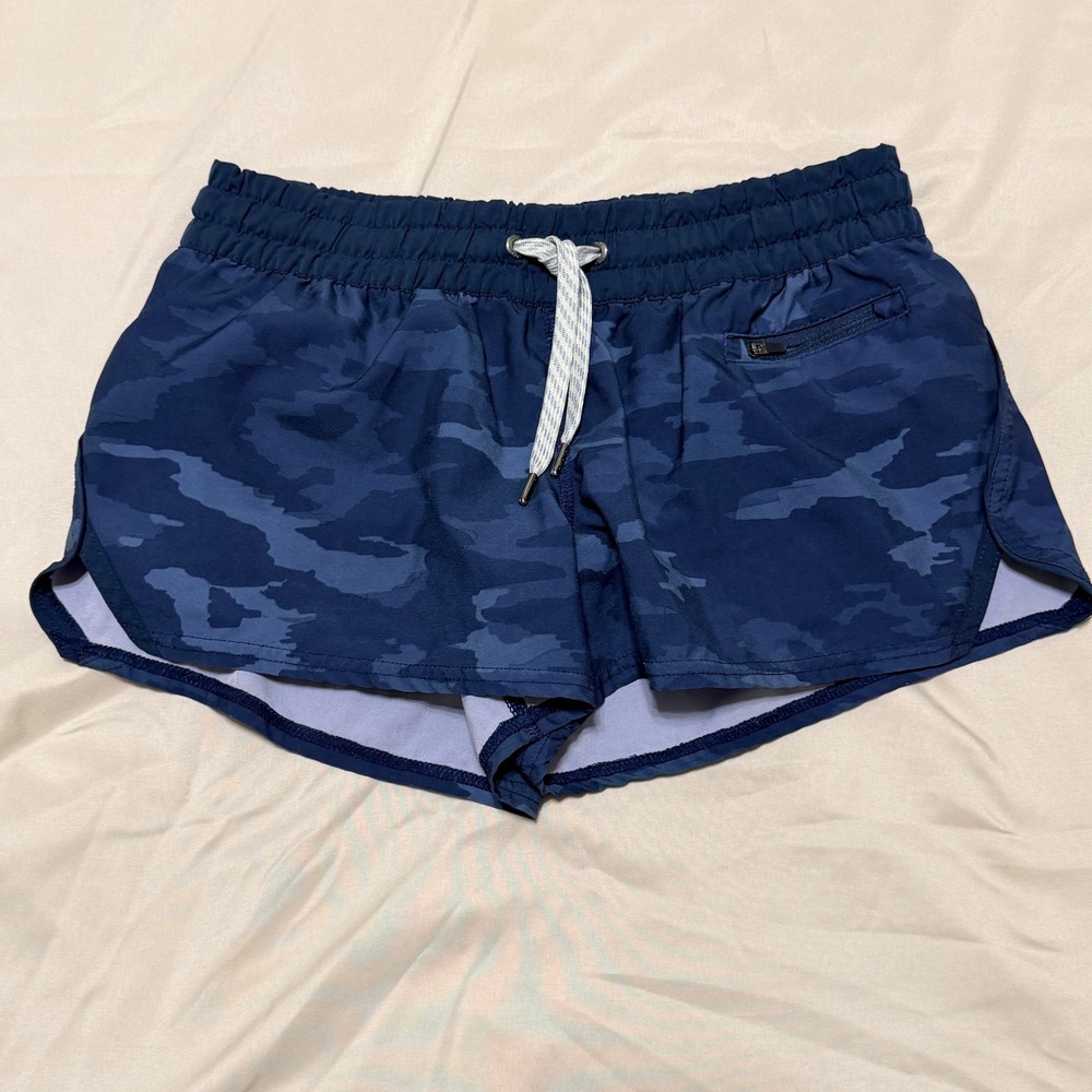 Vuori Womens Clementine Shorts Navy Camo Athletic Running Lined Shorts